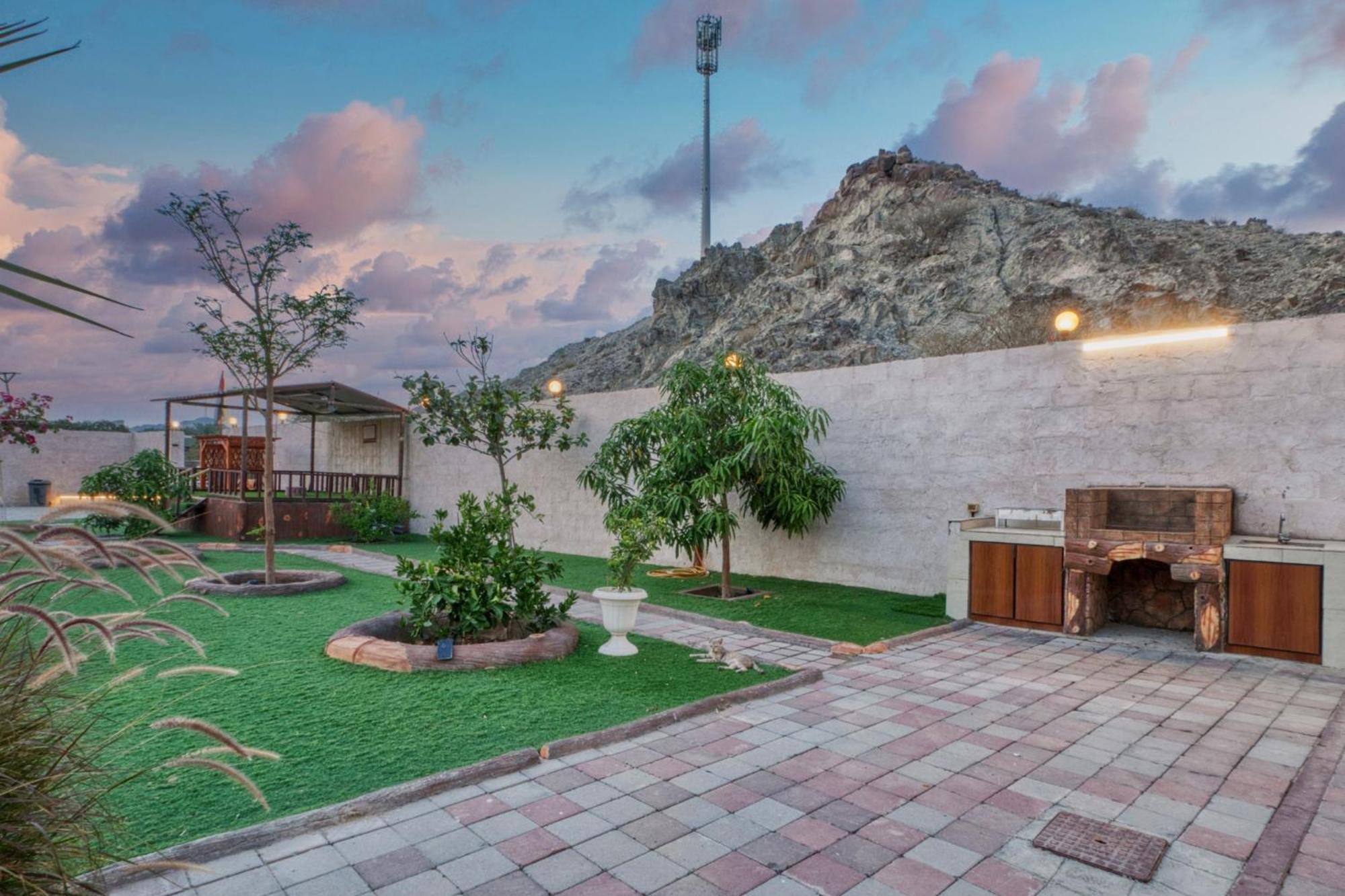 800 Mountain Resort Vacation House Fudschaira Exterior foto